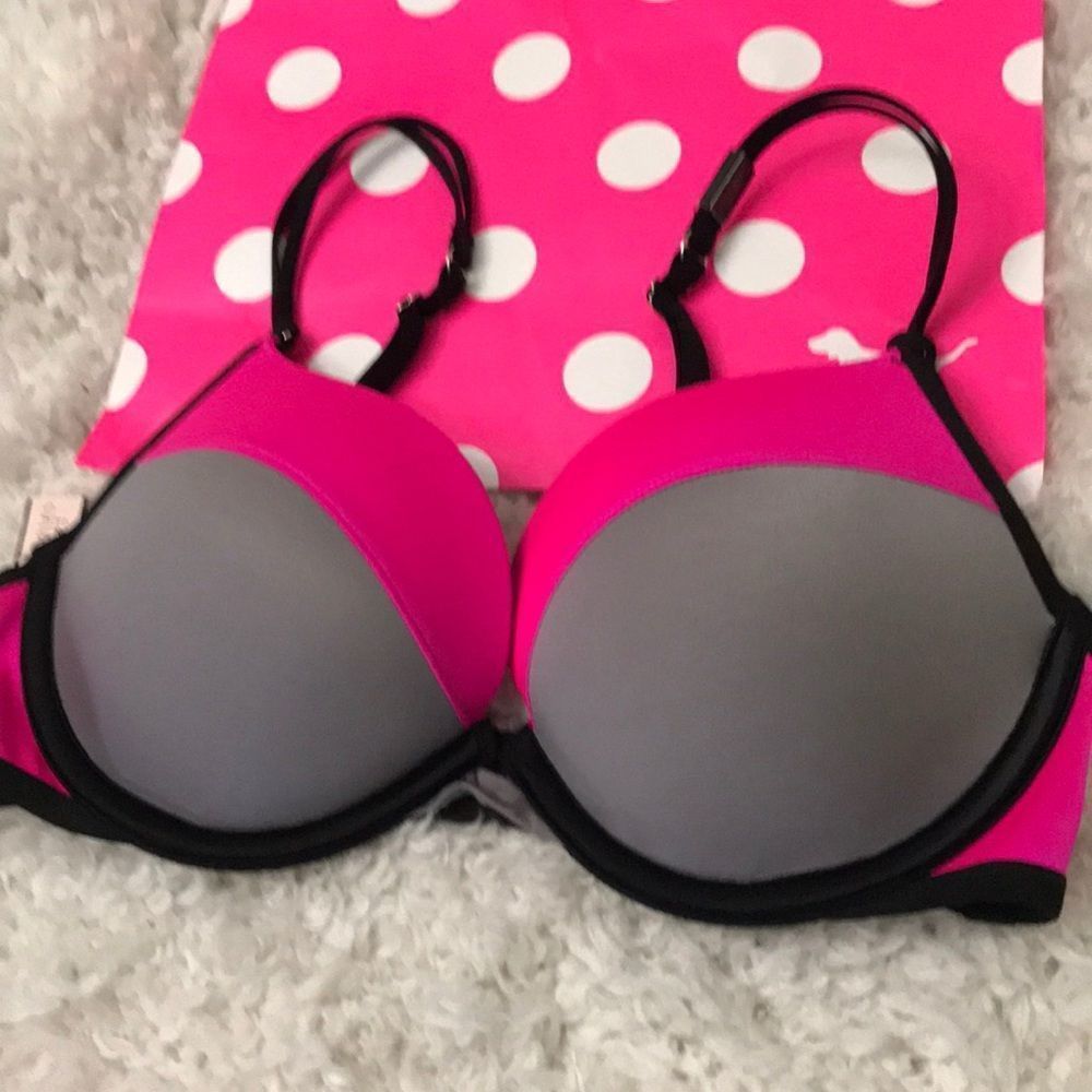 Victoria's Secret colorblock push up bra NWT